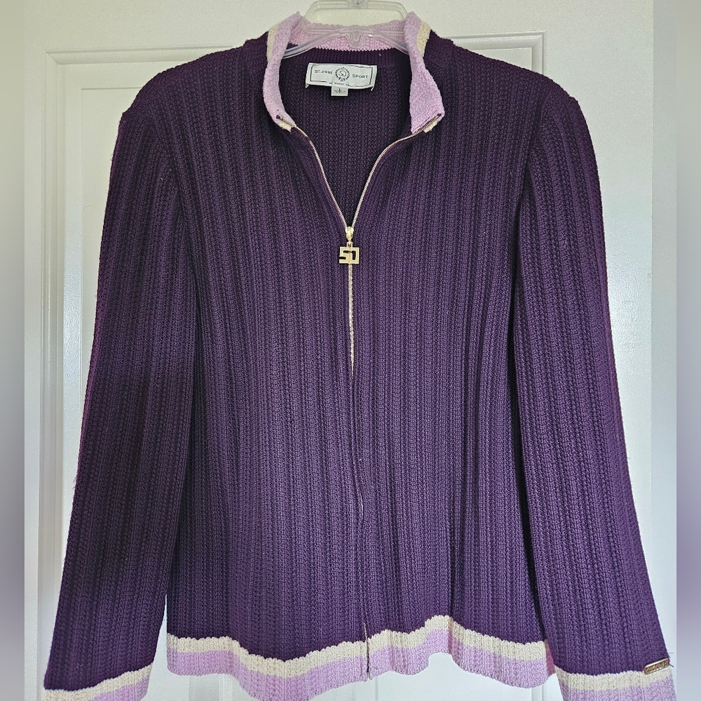 Comfy St John Sport full zip sweater, plum purple
